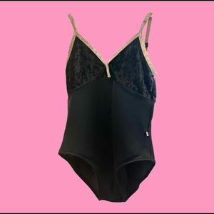 SOLD Yumiko Daria- size medium